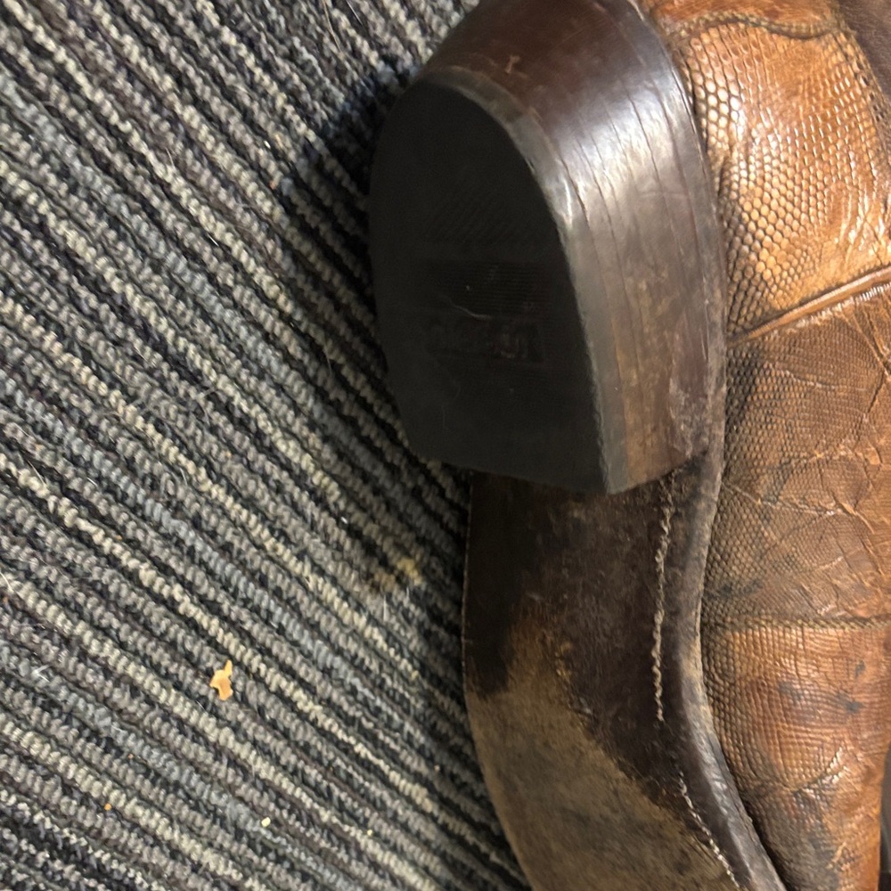 Lucchese Brown Lizard-Texture Cowboy Boots - Picture 8 of 9